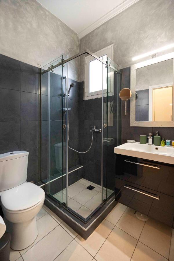 Mirabella Spacious Studio Athens Luaran gambar
